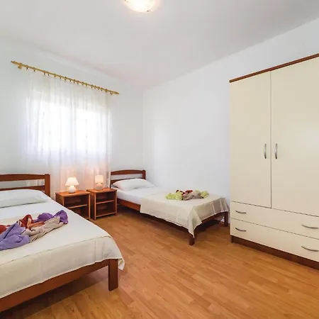 Gorgeous In Novigrad With Kitchen *