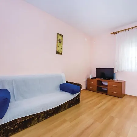 Gorgeous In Novigrad With Kitchen * Novigrad (Dalmatia)